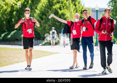 Belge Ruben Verheyden, Belge Tim Van de Velde, Christian Iguacel et Belge Alexander Doom Conférence de presse en prévision des Championnats du monde d'athlétisme 19th de l'IAAF à Eugene, Oregon, Etats-Unis, le mercredi 13 juillet 2022. Les mondes ont lieu du 15 au 24 juillet, après avoir été reportés en 2021 en raison de la pandémie du virus corona. BELGA PHOTO JASPER JACOBS Banque D'Images