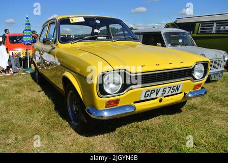 Une Ford Escort Mk1 Mexico 1973 a été exposée au salon automobile classique de la collection de véhicules historiques de 47th, Powderham, Devon, Angleterre, Royaume-Uni. Banque D'Images