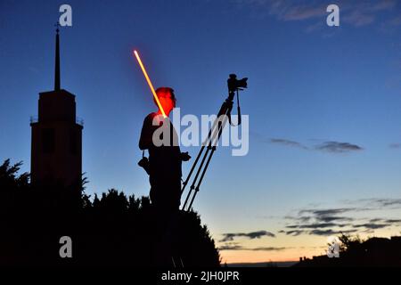 Brno, République tchèque. 13th juillet 2022. La rencontre des propriétaires de sabre laser, connue dans la série de films Star Wars, s'est tenue à Brno, en République tchèque, sur 13 juillet 2022. Crédit: Vaclav Salek/CTK photo/Alay Live News Banque D'Images