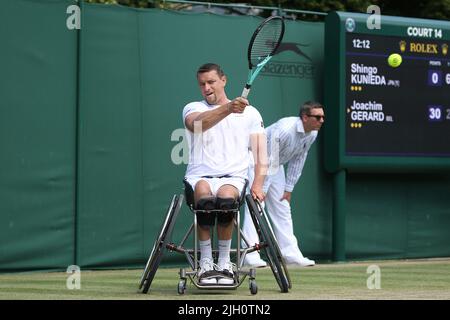 Dans la demi-finale des célibataires en fauteuil roulant de gentlens à Wimbledon 2022 Joachim Gerard de Belgique (photo) a perdu à Shingo Kunieda du Japon. Banque D'Images