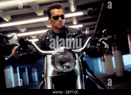 ARNOLD SCHWARZENEGGER, Terminator 2 : JUDGMENT DAY, 1991 Banque D'Images