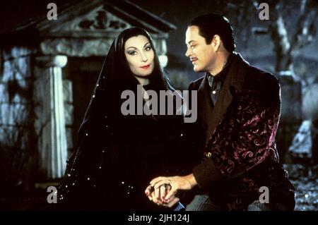 HUSTON,JULIA, VALEURS DE LA FAMILLE ADDAMS, 1993 Banque D'Images