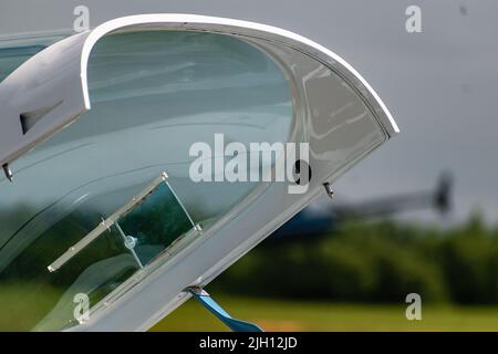 Breclav, République Tchèque - jour de l'aviation de 02 juillet 2022. Ciel ouvert et hélicoptère Banque D'Images