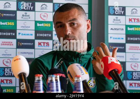 SITTARD, PAYS-BAS - JUILLET 14 : Burak Yilmaz de Fortuna Sittard lors de la présentation de Burak Yilmaz à Fortuna Sittard Stadion sur 14 juillet 2022 à Sittard, pays-Bas (photo de Jeroen Meuwsen/Orange Pictures) Banque D'Images