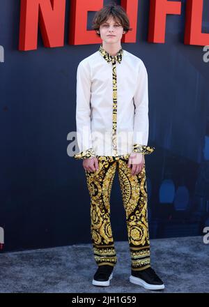 Hollywood, États-Unis. 13th juillet 2022. HOLLYWOOD, LOS ANGELES, CALIFORNIE, États-Unis - JUILLET 13 : l'acteur Cameron Crovetti arrive à la première mondiale de Netflix 'The Grey Man' qui s'est tenue au TCL Chinese Theatre IMAX on 13 juillet 2022 à Hollywood, Los Angeles, Californie, États-Unis. (Photo de Xavier Collin/image Press Agency) Credit: Image Press Agency/Alay Live News Banque D'Images