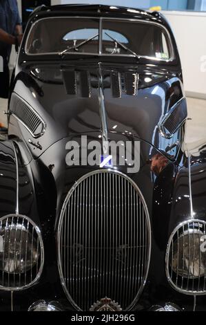 New York, États-Unis. 14th juillet 2022. Un coupé Talbot-Lago T150-C SS Teardrop 1938 de Figoni et Falaschi, estimé à 3 millions de litres/11, est présenté à l'avant-première des ventes aux enchères de Monterey de RM Sotheby sur 14 juillet 2022 à New York. (Photo par Efren Landaos/Sipa USA) crédit: SIPA USA/Alay Live News Banque D'Images