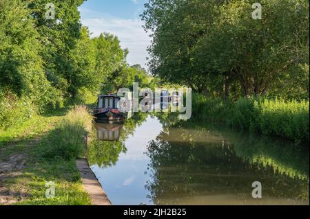 Canal Walk Brinklow Angleterre Royaume-Uni Banque D'Images