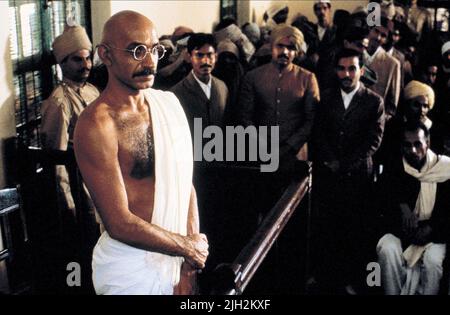 BEN KINGSLEY, Gandhi, 1982 Banque D'Images