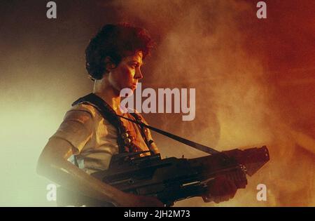 SIGOURNEY WEAVER, aliens, 1986 Banque D'Images