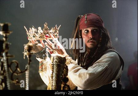 JOHNNY DEPP, PIRATES DES CARAÏBES : LA MALÉDICTION DU BLACK PEARL, 2003 Banque D'Images