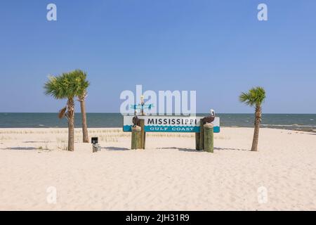 Gulfport, MS - 18 juin 2022 : panneau de la côte du golfe du Mississippi Banque D'Images