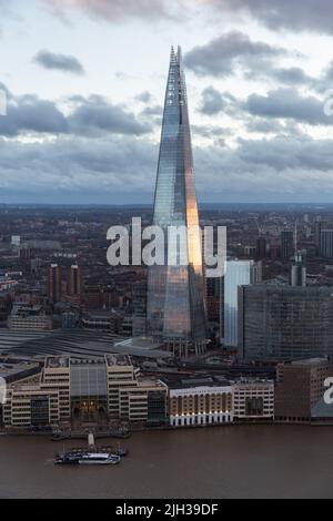 The Shard at London Bridge at Sunset, Londres, Royaume-Uni Banque D'Images