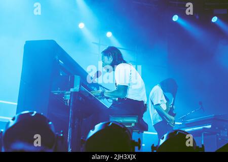 14/07/2022 - le groupe de rock anglais THE SMILE (Thom Yorke, Jonny Greenwood, Tom Skinner) se produit en direct à fabrique Milano, en Italie Banque D'Images