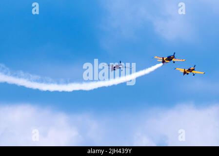 11 juillet 2019 Battle creek Michigan États-Unis ; des avions volent en formation lors d'un spectacle de cascades aériennes au Michigan Banque D'Images