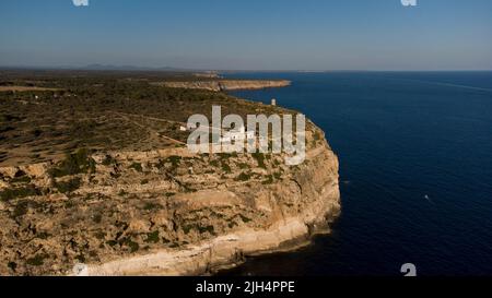 Vue aérienne du phare du Cap blanc. Photo de haute qualité Banque D'Images