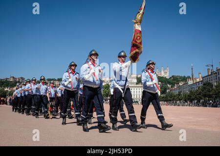 France, Lyon, 2022-07-14. Commémoration du 14th juillet sur la place bellecour. Banque D'Images