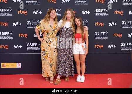 Madrid, Espagne. 15th juillet 2022. (G-D) Angela Cervantes, Pilar Palomero et Carla Quilez participent à la présentation du Festival du film de San Sebastian 2022 à l'Academia de Cine à Madrid. Crédit : SOPA Images Limited/Alamy Live News Banque D'Images