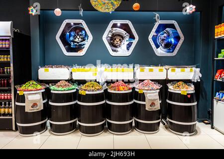 Intérieur du magasin de friandises Candy Cat à Torun, en Pologne Banque D'Images