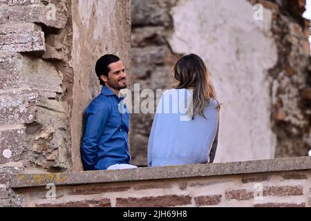 Le Prince Carl Philip et la Princesse Sofia lors d'un concert avec Molly Sandén aux ruines du château de Borgholm, Oland, Suède 15 juillet 2022 Poto: Mikael Fritzon / TT / Kod 62360 Banque D'Images