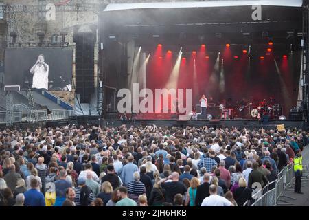 Édimbourg. Écosse, Royaume-Uni. 15th juillet 2022. Elbow se présente sur scène pendant l'été de juillet à l'Esplanade Castle d'Édimbourg. Pic Credit: Pako Mera/Alay Live News Banque D'Images