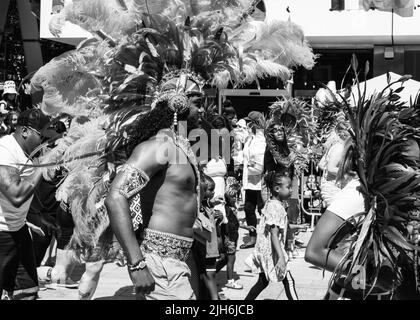 Artistes de Barking et Dagenham Carnival, été 2022, est de Londres, Angleterre, Royaume-Uni Banque D'Images