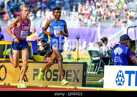 Oregon, États-Unis. 15th juillet 2022. EUGENE, ÉTATS-UNIS - JUILLET 15: Evan Jager des États-Unis, Avinash Mukund sable de l'Inde en compétition sur 3000 mètres Steeplechase pendant les Championnats du monde d'athlétisme sur 15 juillet 2022 à Eugene, Oregon, États-Unis (photo par Andy Astfalck/BSR Agency) Atletiekunie Credit: Orange pics BV/Alay Live News Banque D'Images