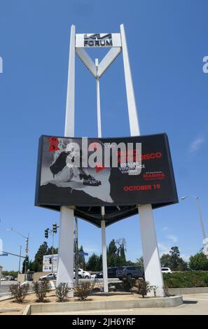 Inglewood, Californie, États-Unis 13th juillet 2022 panique à la discothèque Viva Las Vengeance concert Marquee on 13 juillet 2022 au Kia Forum à Inglewood, Californie, États-Unis. Photo par Barry King/Alay stock photo Banque D'Images