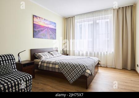 Chambre confortable avec décor à louer tous les jours Banque D'Images