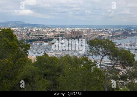 Vue depuis Castell de Bellver (château de Bellver) sur Palma de Majorque Banque D'Images