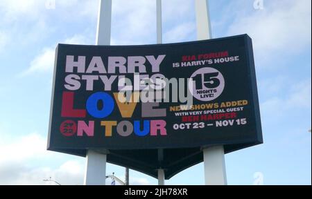 Inglewood, Californie, États-Unis 13th juillet 2022 Harry Styles Love On Tour concerts Marquee pour 15 concerts sur 13 juillet 2022 au Kia Forum à Inglewood, Californie, États-Unis. Photo par Barry King/Alay stock photo Banque D'Images