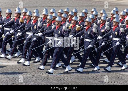 Paris, France. 14th juillet 2022. La fête nationale française (Bastille) est célébrée le jeudi 14 juillet 2022 par le défilé militaire . Banque D'Images