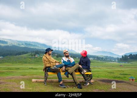 Gulmarg, connu sous le nom de Gulmarag à Kashmiri, est une ville, station de ski de colline, destination populaire de ski. Banque D'Images