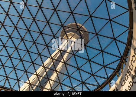 Ankara, Turquie - 05 juillet 2022 : la tour Atakule est le principal point de repère d'Ankara, Turquie Banque D'Images