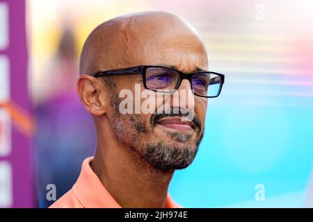 TERRASSA, ESPAGNE - JUILLET 16: Entraîneur-chef Jamilo Mulders des pays-Bas pendant la coupe du monde des femmes de hockey FIH 2022 demi-finale entre les pays-Bas et l'Australie à l'Estadi Olímpic de Terrassa sur 16 juillet 2022 à Terrassa, Espagne (photo de Patrick Goosen/Orange Pictures) Banque D'Images