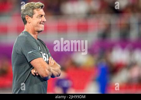 TERRASSA, ESPAGNE - JUILLET 16 : entraîneur en chef Fernando Ferrara d'Argentine avant le match sémifinal de la coupe du monde des femmes de hockey FIH 2022 entre l'Allemagne et l'Argentine à l'Estadi Olímpic de Terrassa sur 16 juillet 2022 à Terrassa, Espagne (photo de Patrick Goosen/Orange Pictures) Banque D'Images