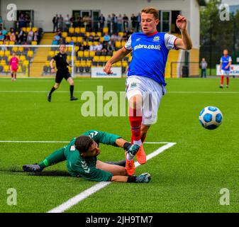 Kyle McClean en action - soudeurs H&W vs Linfield - pré-saison 16/07/22 Banque D'Images