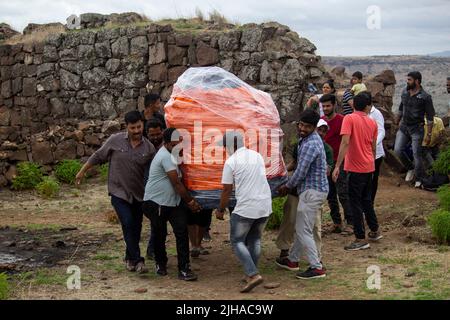 les peuples indiens travaillant, fort climb Banque D'Images