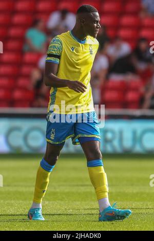 Moussa Niakhate de la forêt de Nottingham pendant le match Banque D'Images