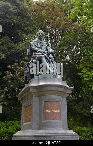 Monument à Lord Ardilaun, Sir Arthur Guinness, qui a acheté St Stephen's Green et l'a remis au peuple de Dublin. ST Stephen's Green, Dublin, Irlande Banque D'Images