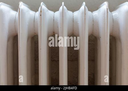 radiateur domestique en fonte pour une utilisation en arrière-plan Banque D'Images