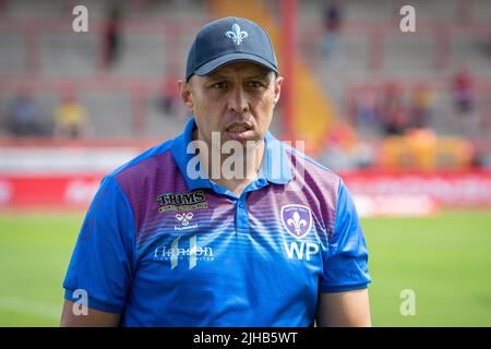 Willie Poching Head Coach de Wakefield Trinity arrive au stade Sewell Group Craven Park, avant le match d'aujourd'hui à Kingston upon Hull, Royaume-Uni, le 7/17/2022. (Photo de James Heaton/News Images/Sipa USA) Banque D'Images