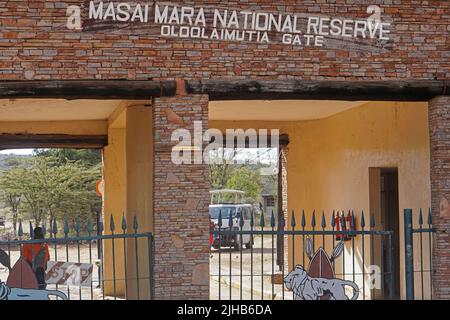 Narok, Kenya - 11 juillet 2017: Portail de la réserve nationale Masai Mara dans le comté de Narok Kenya Afrique. Banque D'Images