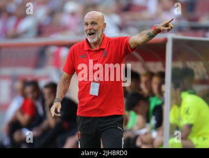 Cologne, Allemagne. 07th juin 2022. Coupe Telekom, 1. FC Cologne vs AC Milan, Manager Stefano Pioli (Milan) Credit: Juergen Schwarz/Alay Live News Banque D'Images