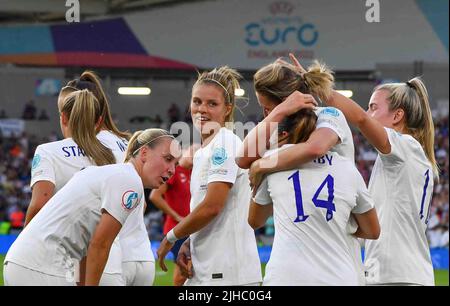 L'équipe d'Angleterre célèbre après 9, Ellen White marquant le cinquième but en action lors du match de groupe Euro 2022 des femmes de l'UEFA entre l'Angleterre et la Norvège, Falmer Stadium, Brighton, Angleterre, 11.07.2022 - l'image est destinée à la presse; photo et copyright © par STANLEY Anthony ATP images (STANLEY Anthony/ATP/SPP) Credit: SPP Sport presse photo. /Alamy Live News Banque D'Images