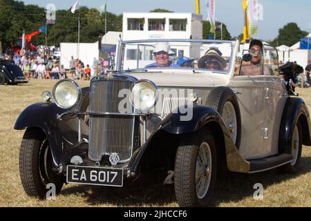 Une voiture classique est visible au Tendring Hundred Show 2022, dans l'Essex, le premier événement agricole du comté. Voici une voiture Sunbeam 25 1934. Banque D'Images