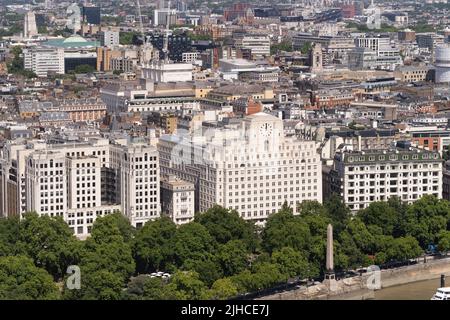 Shell Mex House, également connu sous le nom de 80 Strand, est un bâtiment classé de catégorie II situé au numéro 80 Strand à Londres, en Angleterre Banque D'Images