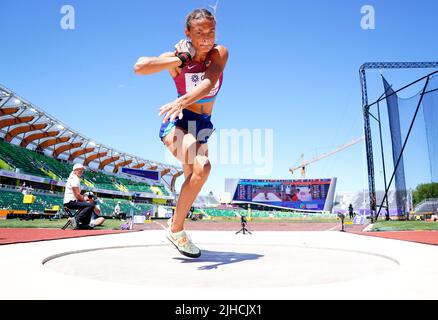 Le Anna Hall des États-Unis en action pendant le coup de la Femme a mis Heptathlon le troisième jour des Championnats du monde d'athlétisme à Hayward Field, Université de l'Oregon aux États-Unis. Date de la photo: Dimanche 17 juillet 2022. Banque D'Images