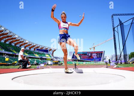 Le Anna Hall des États-Unis en action pendant le coup de la Femme a mis Heptathlon le troisième jour des Championnats du monde d'athlétisme à Hayward Field, Université de l'Oregon aux États-Unis. Date de la photo: Dimanche 17 juillet 2022. Banque D'Images