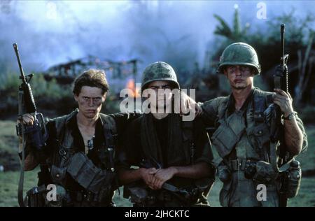 Platoon 1986 tony todd hi-res stock photography and images - Alamy