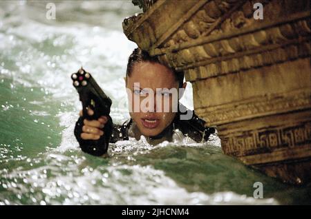 ANGELINA JOLIE, Lara Croft Tomb Raider : LE BERCEAU DE LA VIE, 2003 Banque D'Images